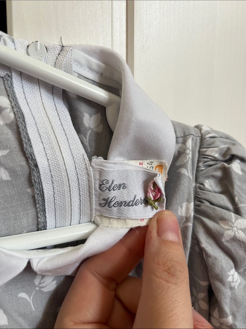Elen Henderson Vintage Dress - 5yrs - Picture 4 of 5